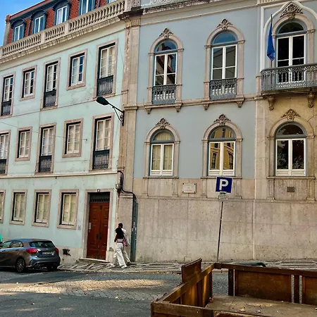 Lisbon Guests Apartments-2